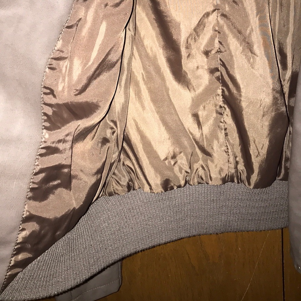 Jacket - Picture 2 of 6